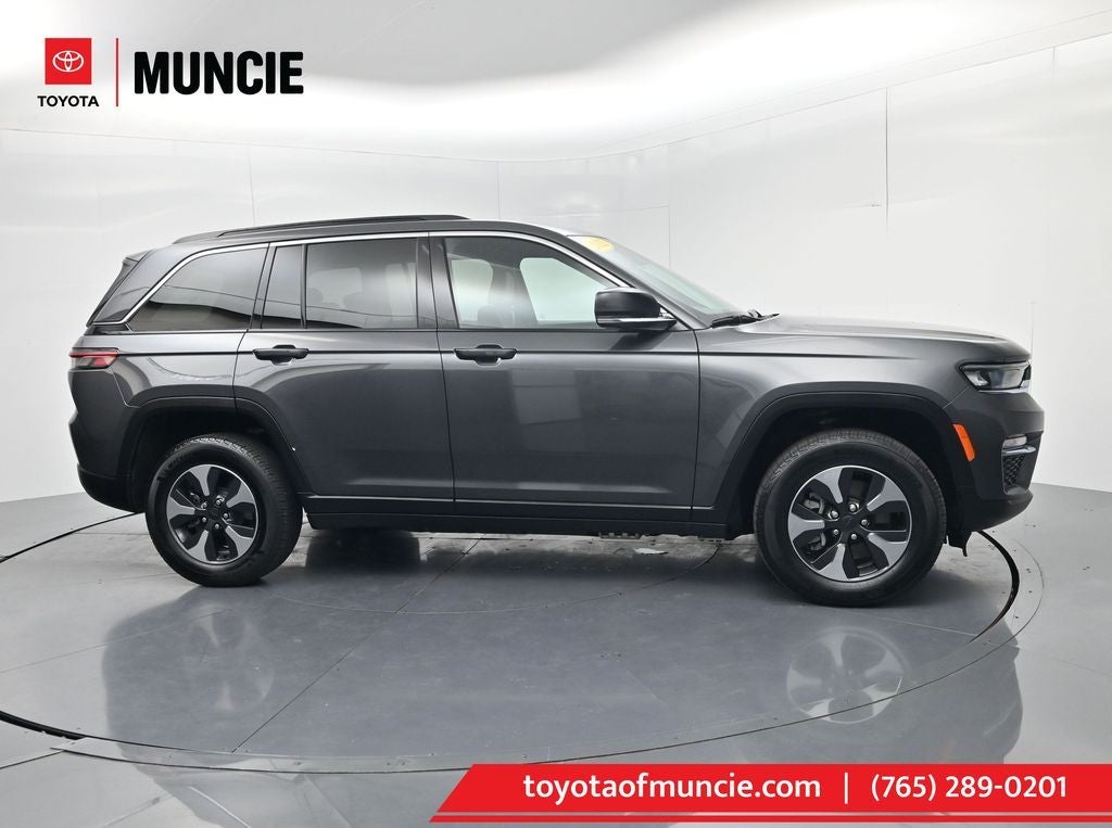 2025 Jeep Grand Cherokee 4xe 4x4's photo