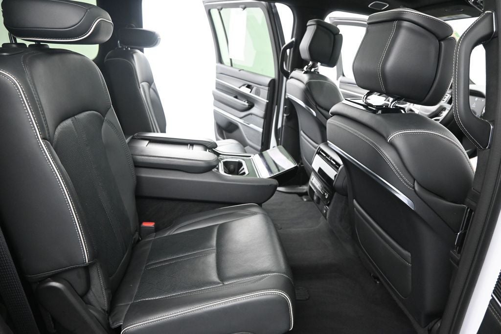 2024 Jeep Grand Wagoneer L Series II