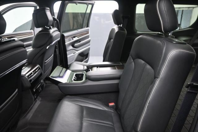 2022 Jeep Grand Wagoneer Series II