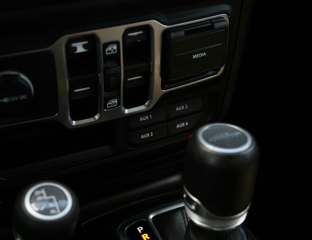 2020 Jeep Gladiator Sport