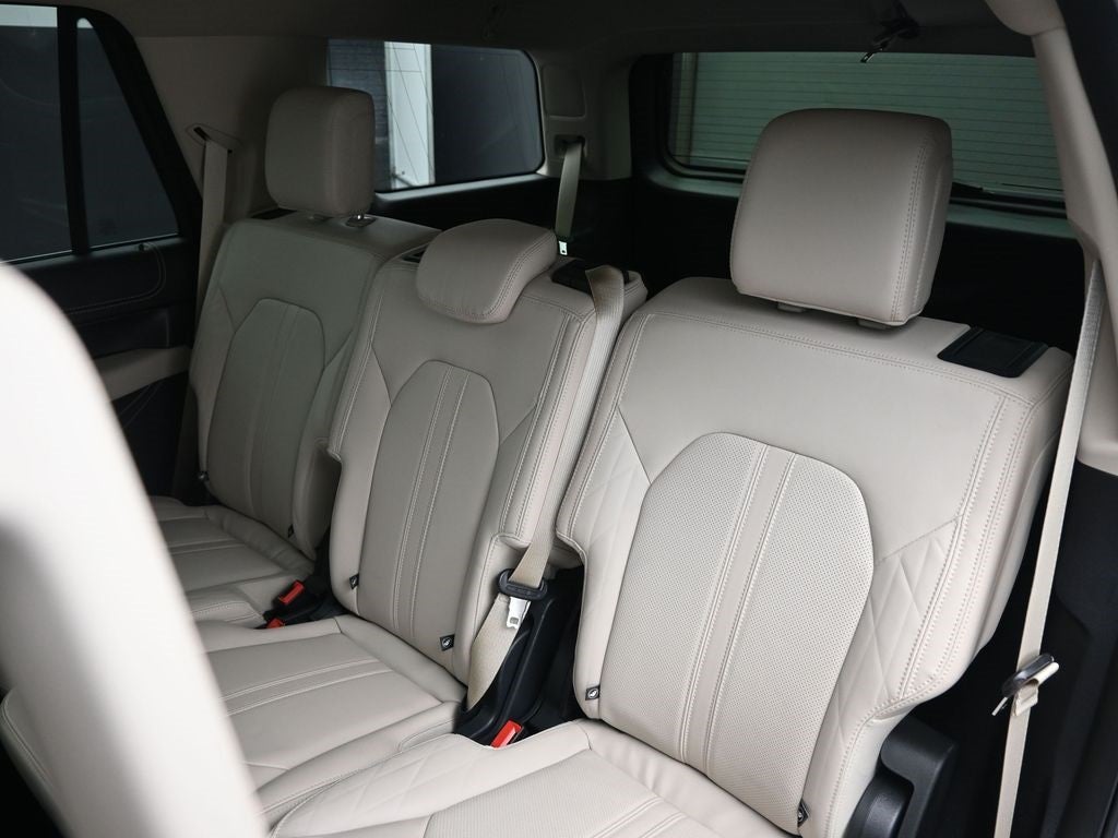 2024 Ford Expedition Platinum