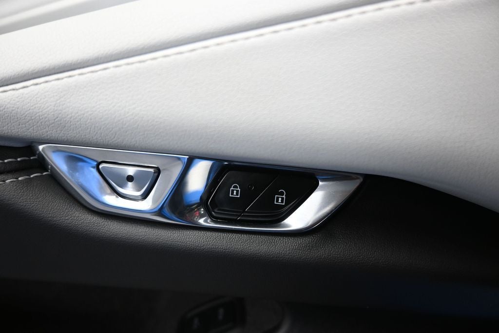 2020 Chevrolet Corvette 2LT - Photo 18