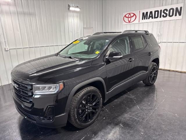 2023 GMC Acadia SLT