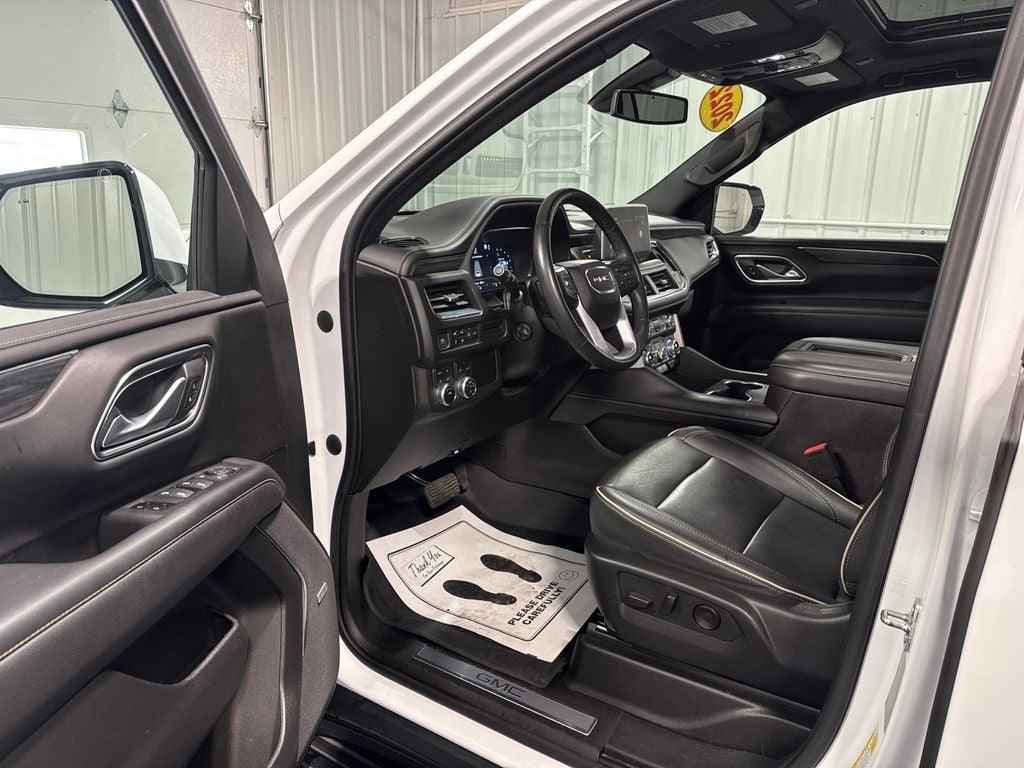 2022 GMC Yukon SLT