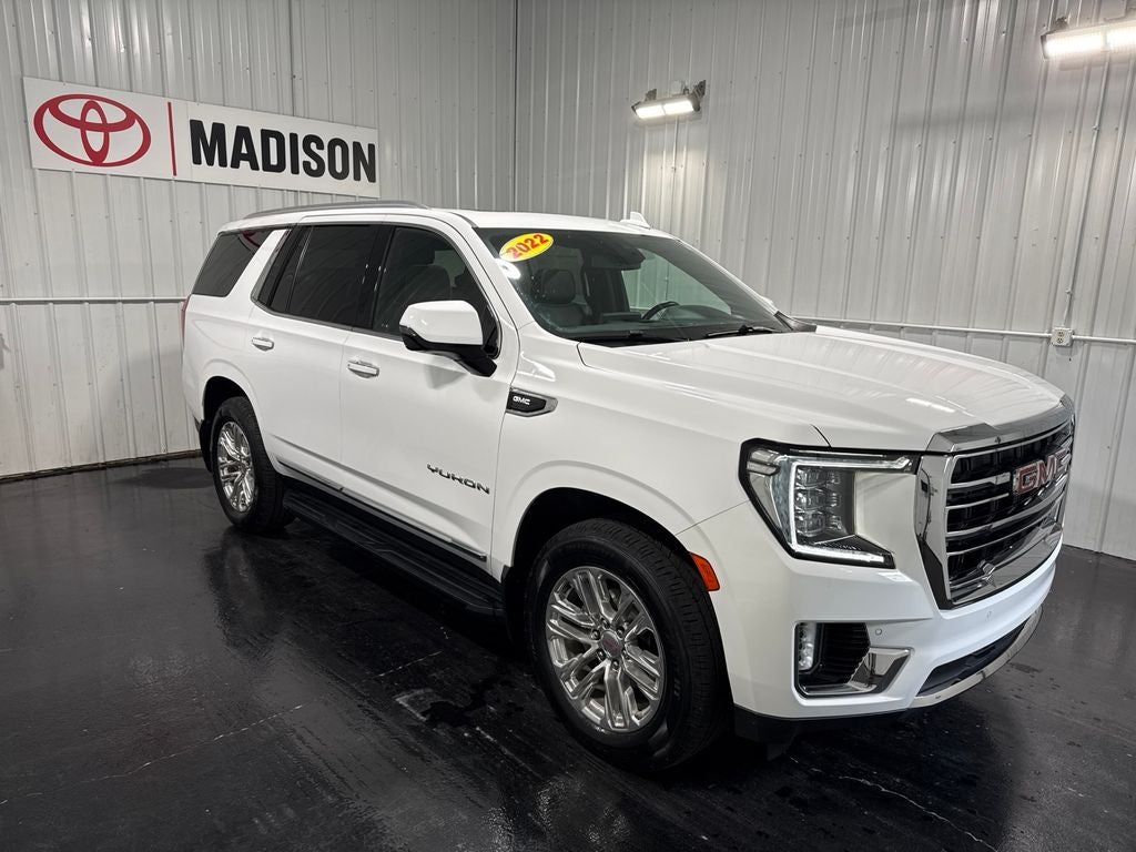 2022 GMC Yukon SLT