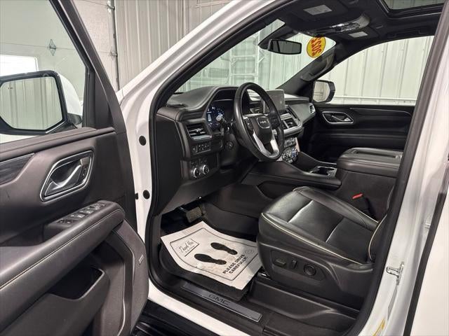 2022 GMC Yukon SLT