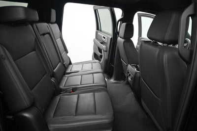2025 Chevrolet Suburban LT
