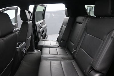 2025 Chevrolet Suburban LT