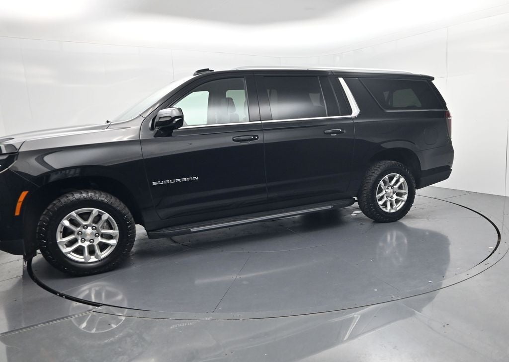 2025 Chevrolet Suburban LT