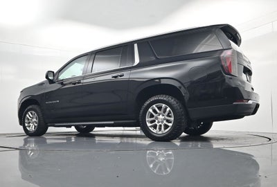 2025 Chevrolet Suburban LT