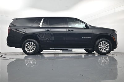 2025 Chevrolet Suburban LT