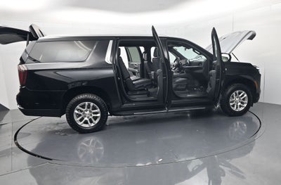 2025 Chevrolet Suburban LT