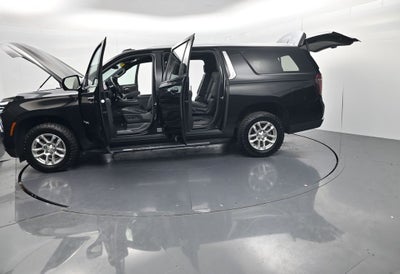2025 Chevrolet Suburban LT