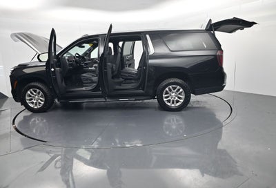 2025 Chevrolet Suburban LT