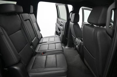 2025 Chevrolet Suburban LT