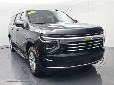 2025 Chevrolet Suburban LT