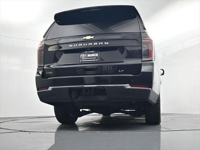 2025 Chevrolet Suburban LT