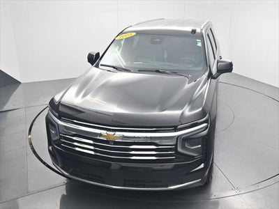 2025 Chevrolet Suburban LT