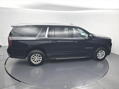 2025 Chevrolet Suburban LT