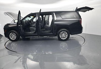 2025 Chevrolet Suburban LT