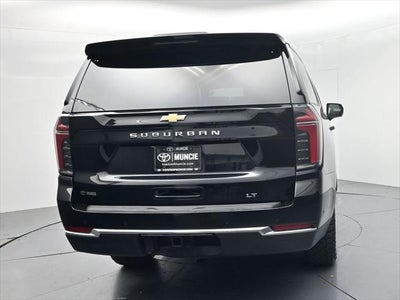 2025 Chevrolet Suburban LT