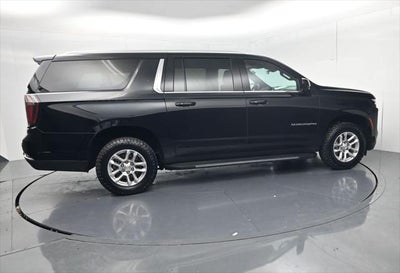 2025 Chevrolet Suburban LT
