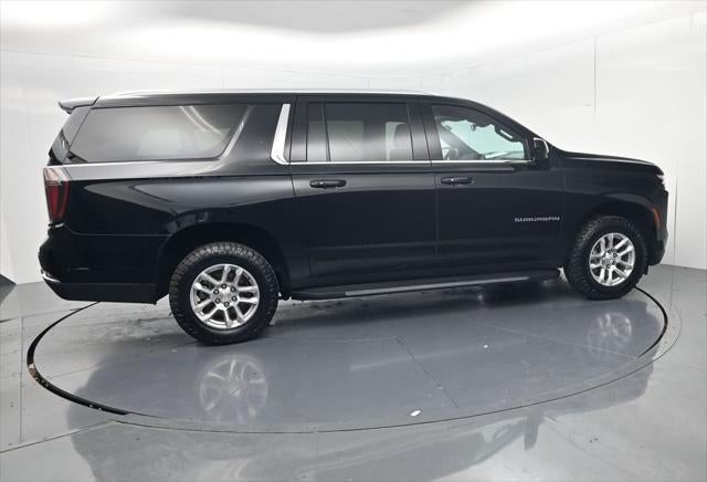2025 Chevrolet Suburban LT