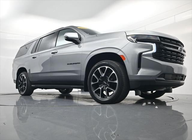 2023 Chevrolet Suburban RST