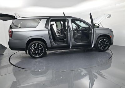 2023 Chevrolet Suburban RST