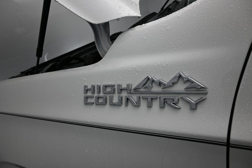 2024 Chevrolet Suburban High Country