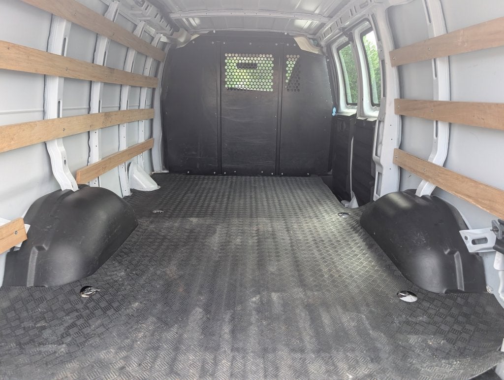 2021 GMC Savana 2500 Work Van