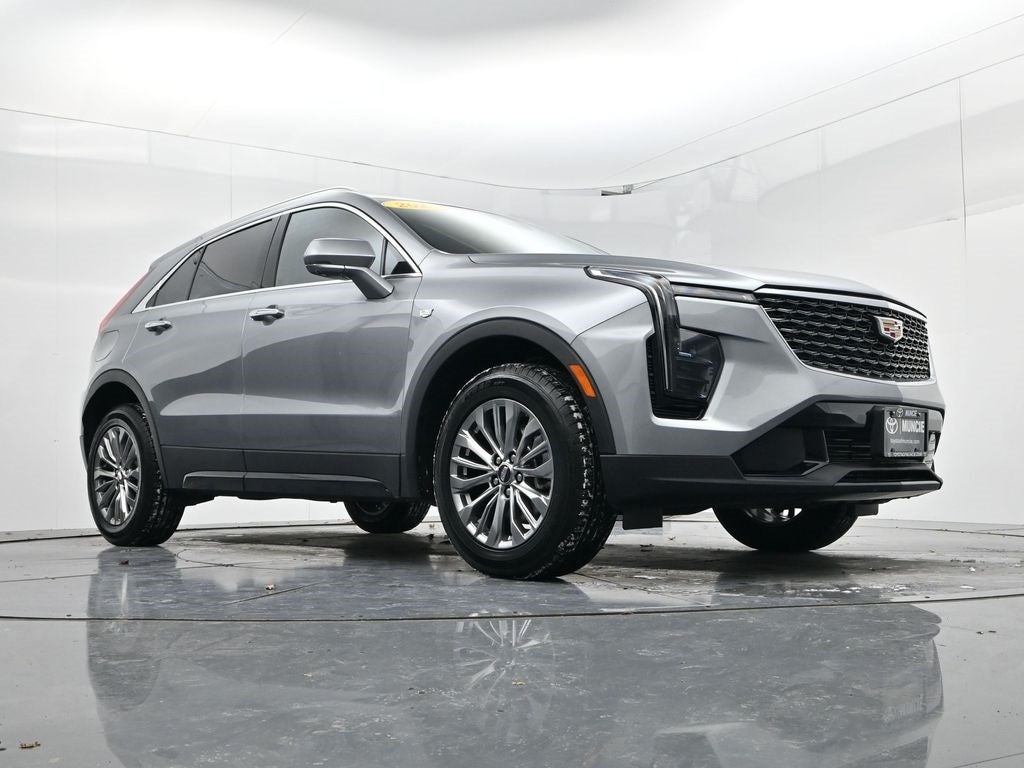 2025 Cadillac XT4 Premium Luxury