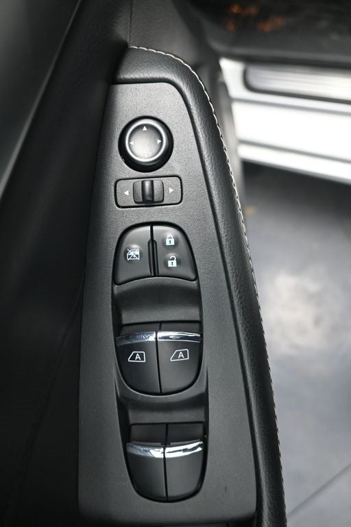 2023 Nissan Maxima SV