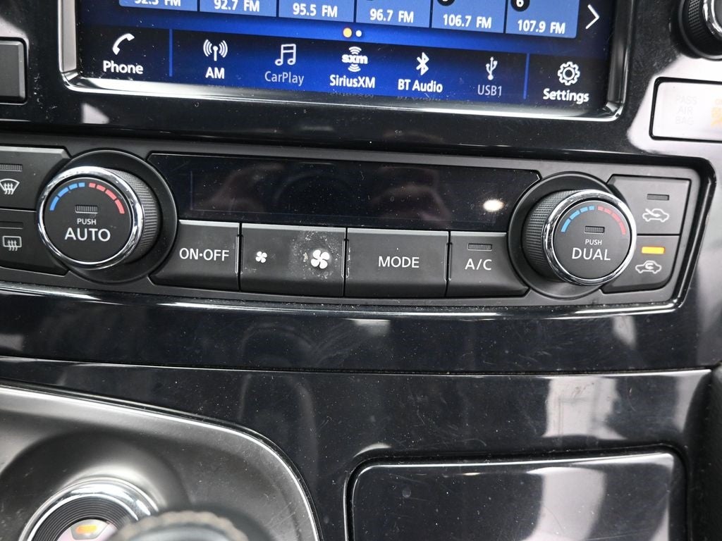 2023 Nissan Maxima SV