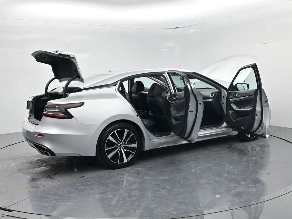 2023 Nissan Maxima SV