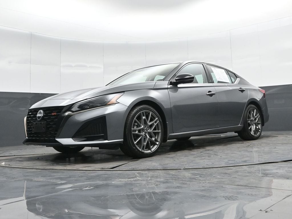 2023 Nissan Altima 2.0 SR