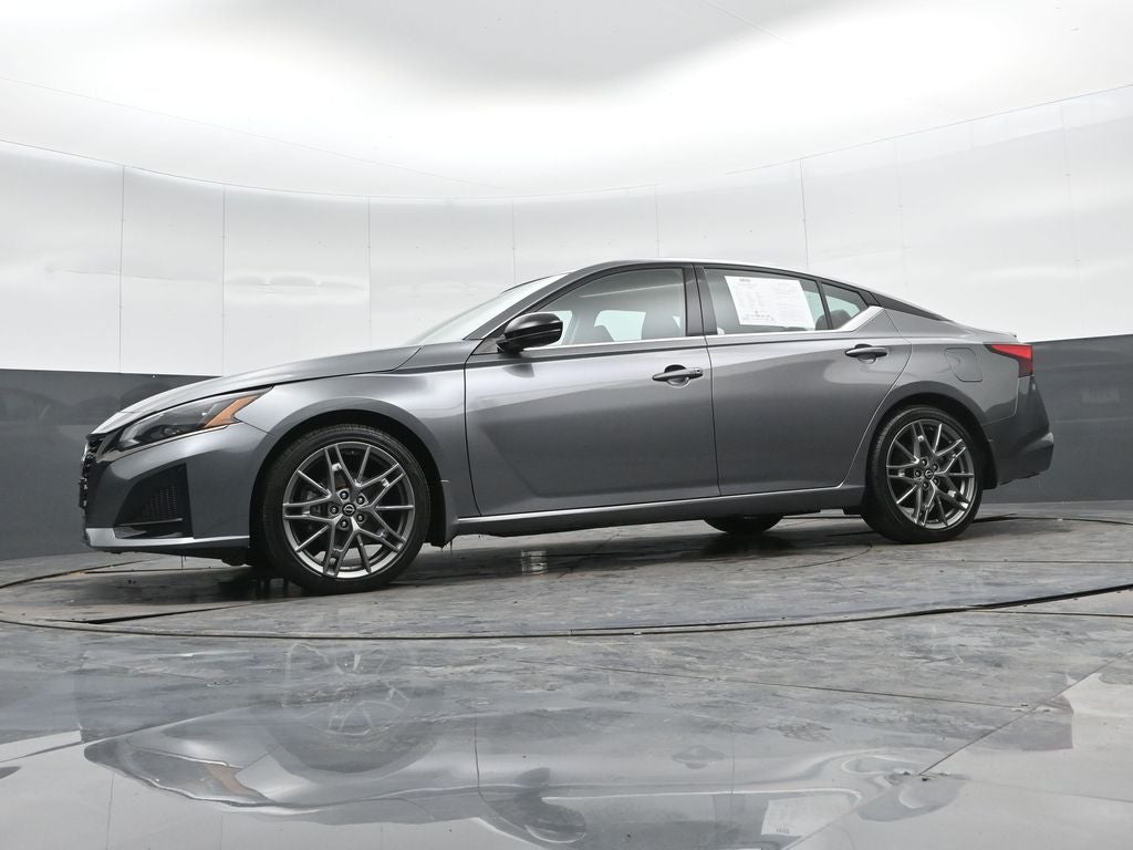 2023 Nissan Altima 2.0 SR