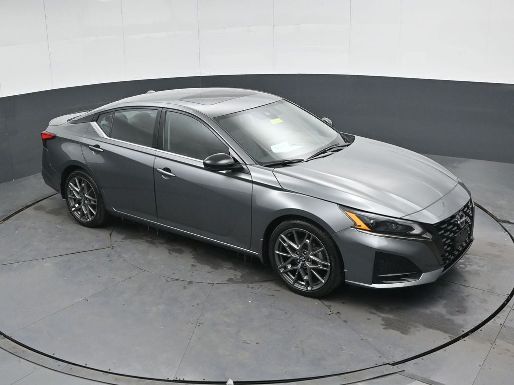 2023 Nissan Altima 2.0 SR