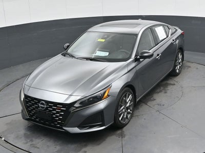 2023 Nissan Altima 2.0 SR