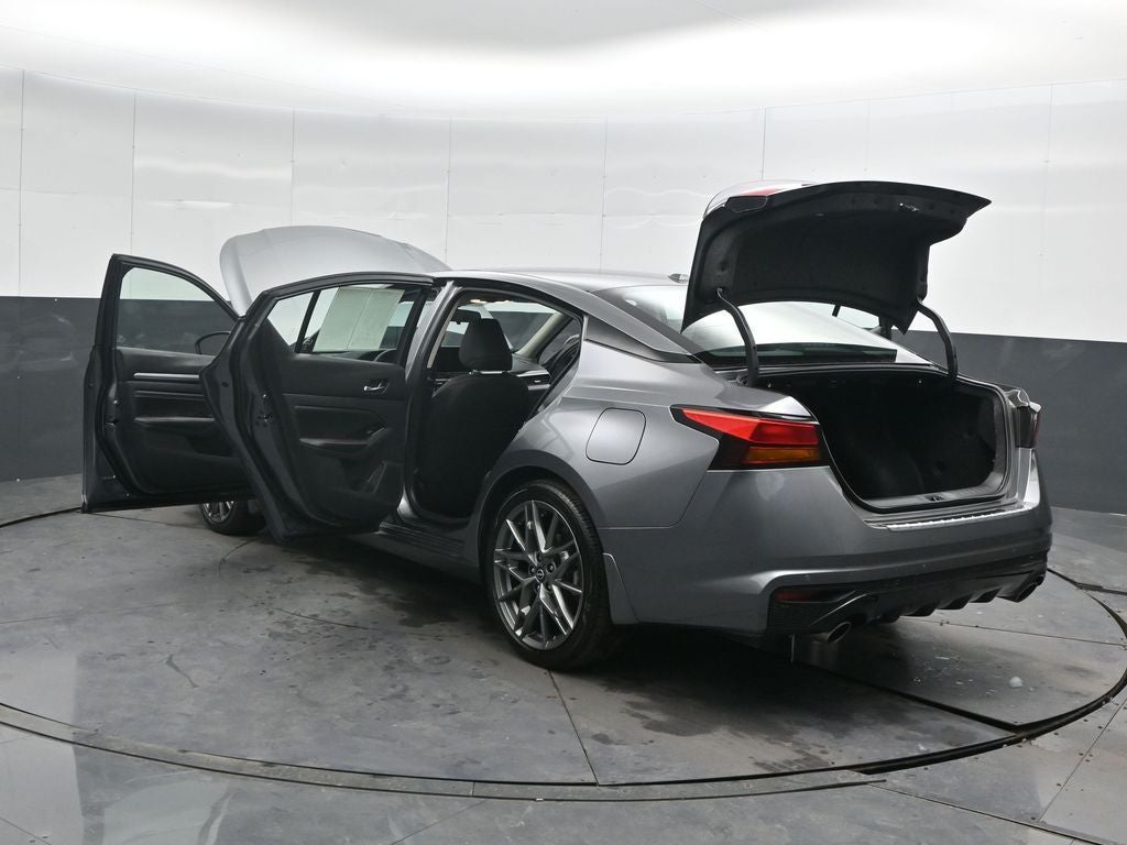 2023 Nissan Altima 2.0 SR