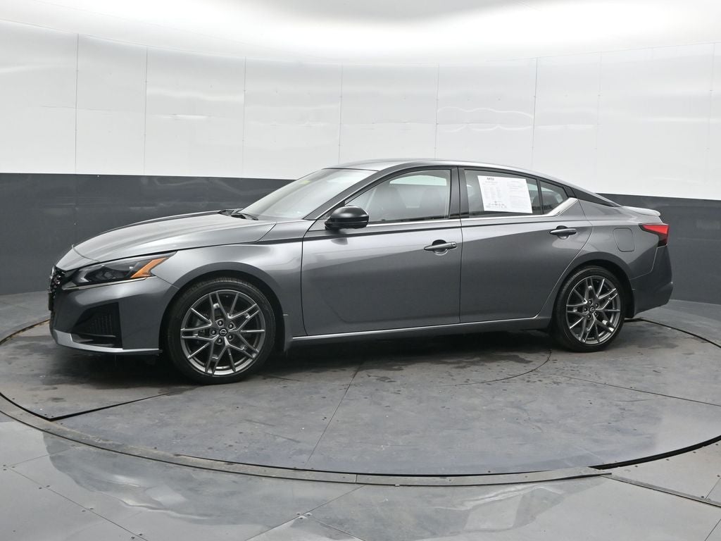 2023 Nissan Altima 2.0 SR