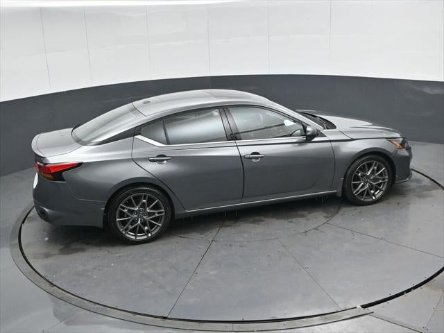 2023 Nissan Altima 2.0 SR