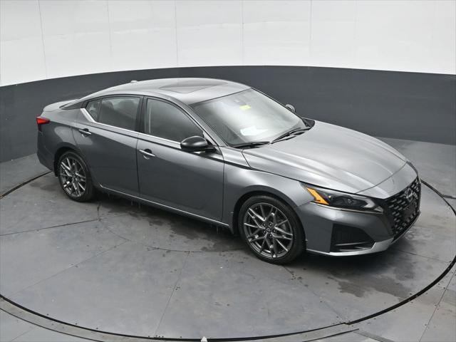 2023 Nissan Altima 2.0 SR