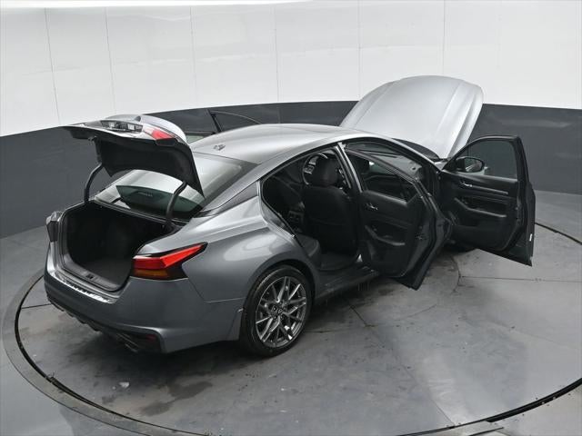 2023 Nissan Altima 2.0 SR