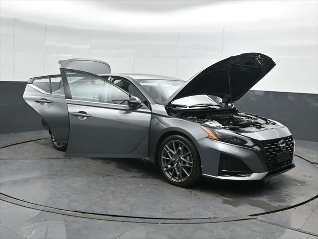 2023 Nissan Altima 2.0 SR