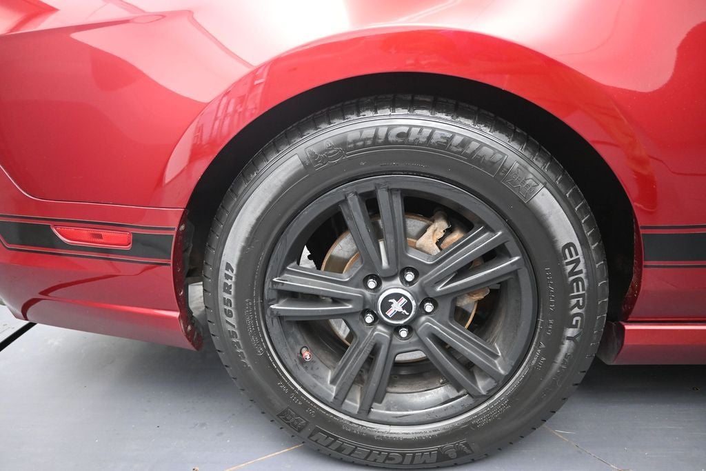2014 Ford Mustang V6
