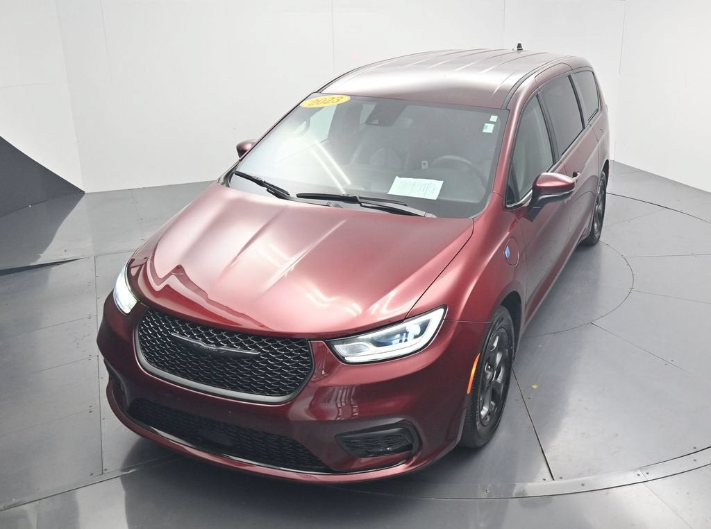 2023 Chrysler Pacifica Hybrid Touring L