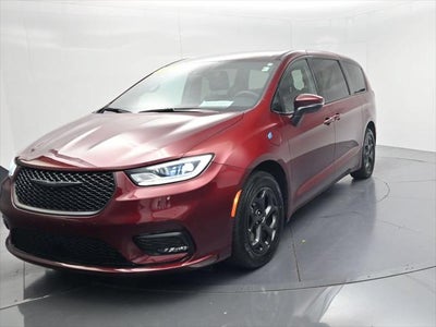 2023 Chrysler Pacifica Hybrid Touring L