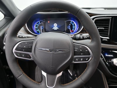 2023 Chrysler Pacifica Hybrid Pinnacle