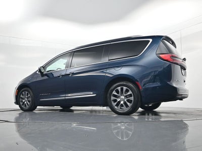 2023 Chrysler Pacifica Hybrid Pinnacle